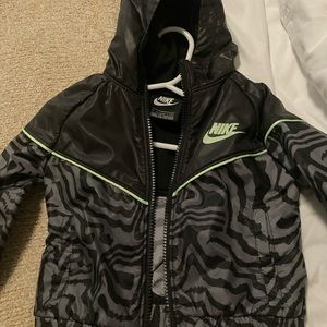 Toddler 2t nike Windrunner jacket (worn only once) black/teal